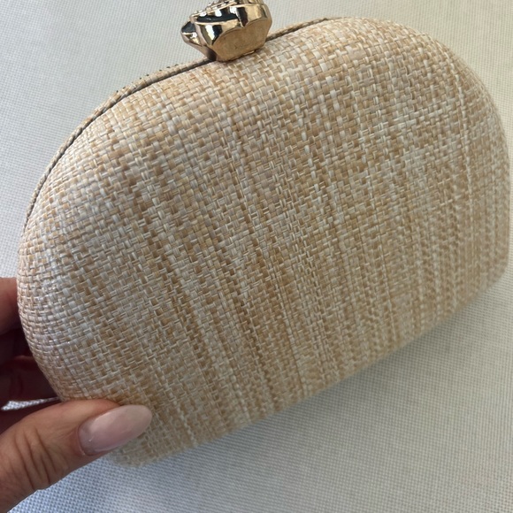 Clutch purse with chain - Picture 2 of 6